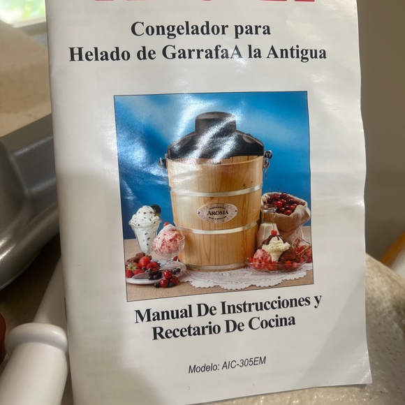 Aroma‎ ice cream maker model AIC-305EM 5 Quart - Picture 12 of 16